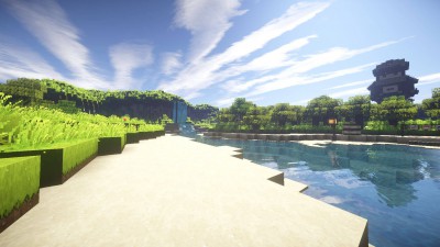 Une vue depuis la plage sur le lagon